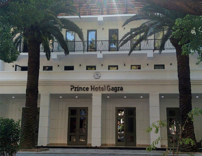 Внешний вид и территория - Отель «Prince Hotel Gagra» Гагра